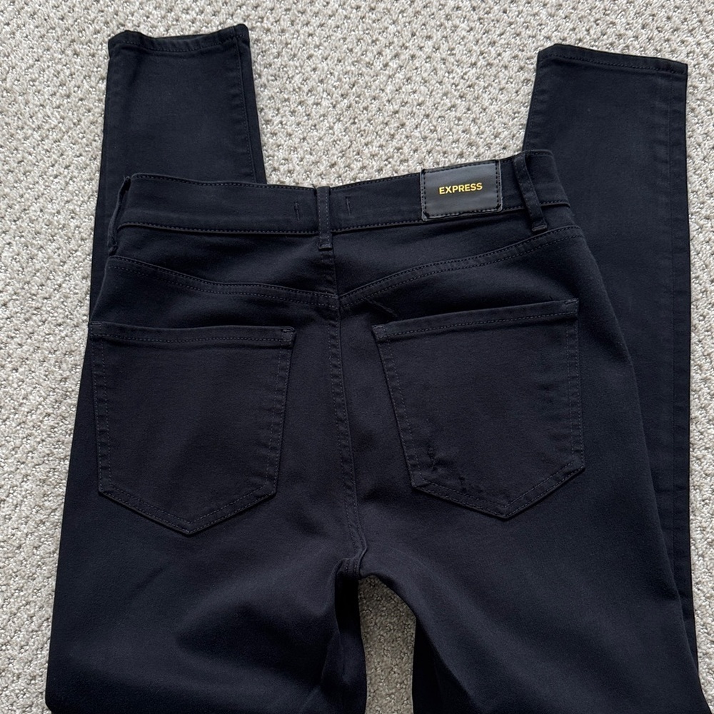 Express - High Rise Black Skinny Jeans - Picture 4 of 11